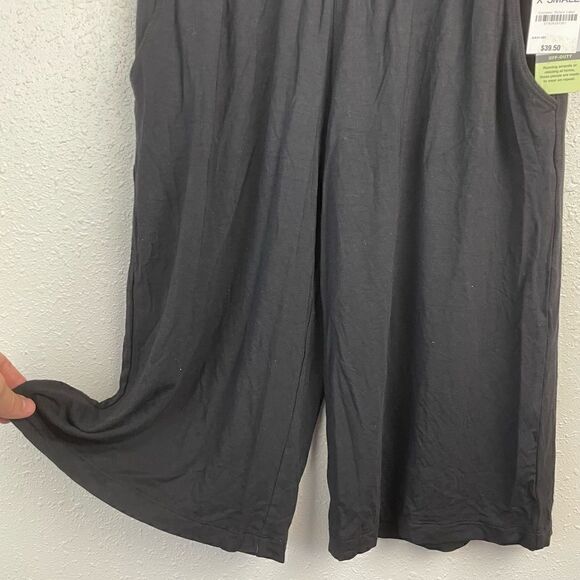 NWT Ideology Shorts Size XS - Picture 3 of 5